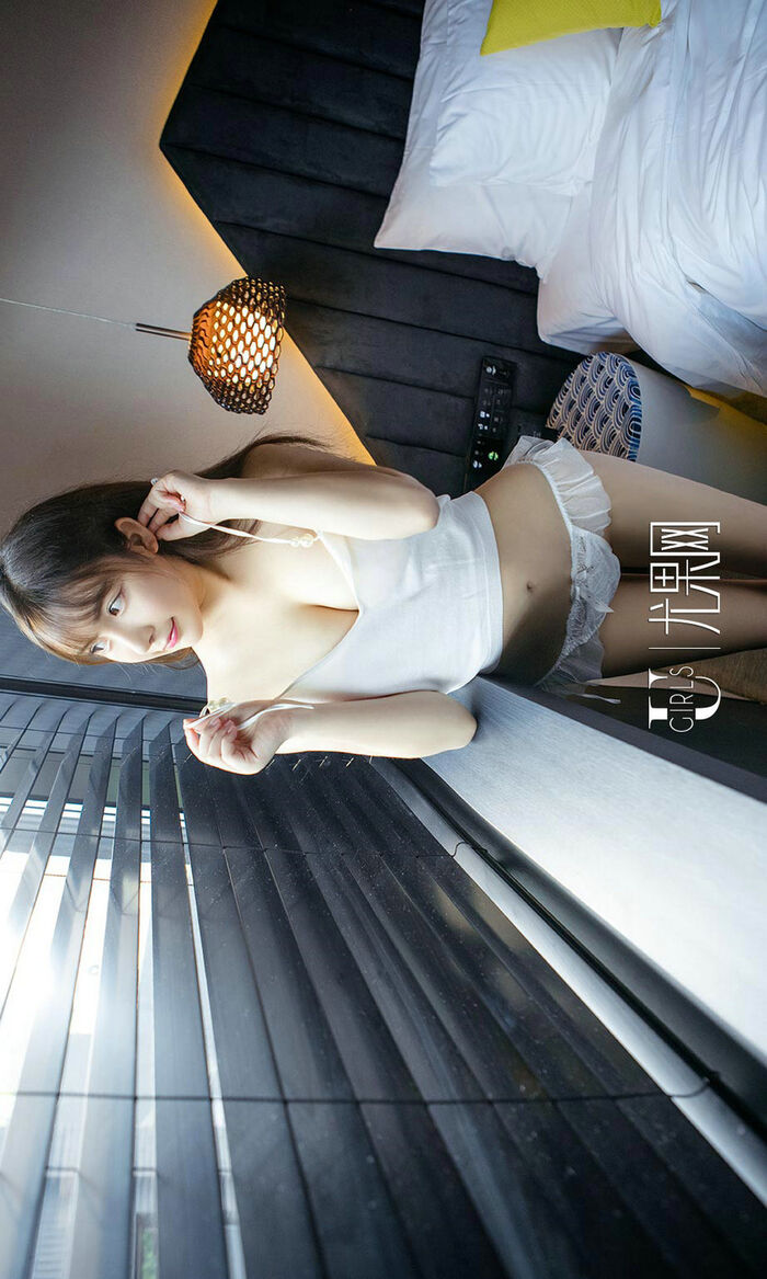 [Ugirls 爱尤物] No.884_嫩模小兔居家私房内衣系秀魔鬼曲线豪milk翘臀诱惑Photo 40P 8th image